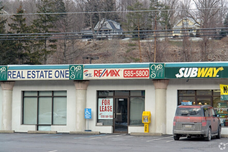 More Photos Of 860 Northern Blvd, Clarks Summit Storefront For Lease