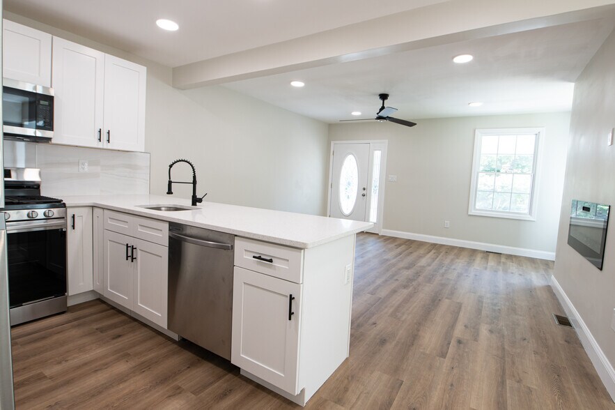 More Photos Of 95 Mercer St, Hamilton Apartments For Sale