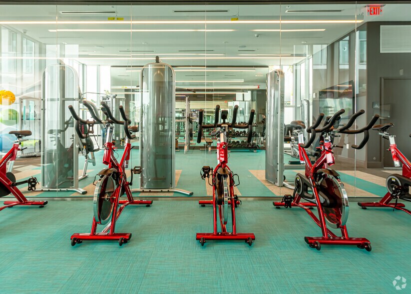 More Photos Of 3925 Federal Highway, Miami Apartments For Lease