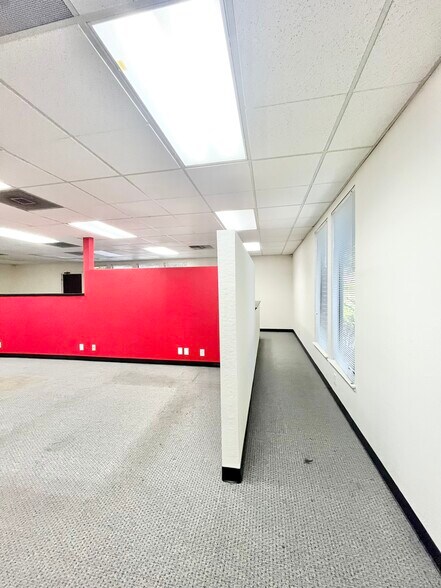 More Photos Of 5301 Madison Ave, Sacramento Loft Creative Space For Lease