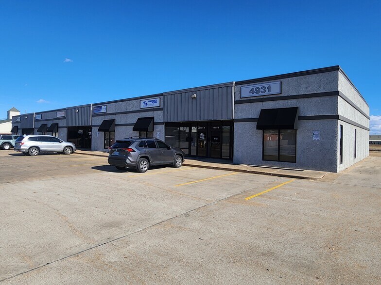 More Photos Of 4931 S Mingo Rd, Tulsa Flex For Lease