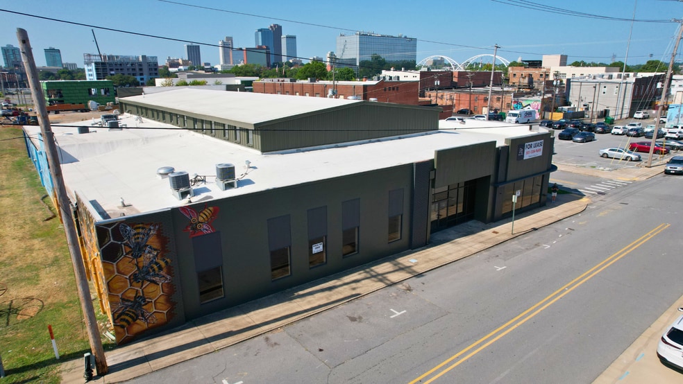 More Photos Of 201 E Broadway St, North Little Rock Freestanding For Lease