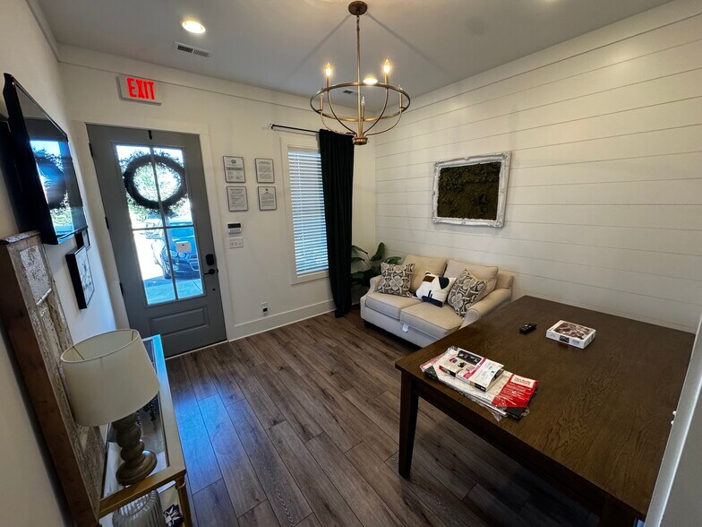 More Photos Of 116 Locust Ave, Cookeville Office For Lease