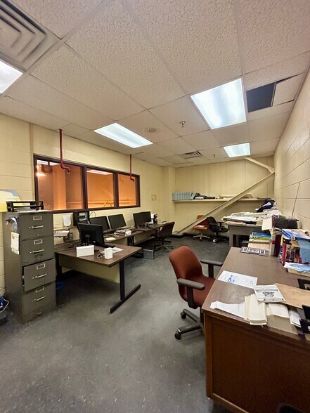 More Photos Of 2030 N Mingo Rd, Tulsa Unknown For Lease