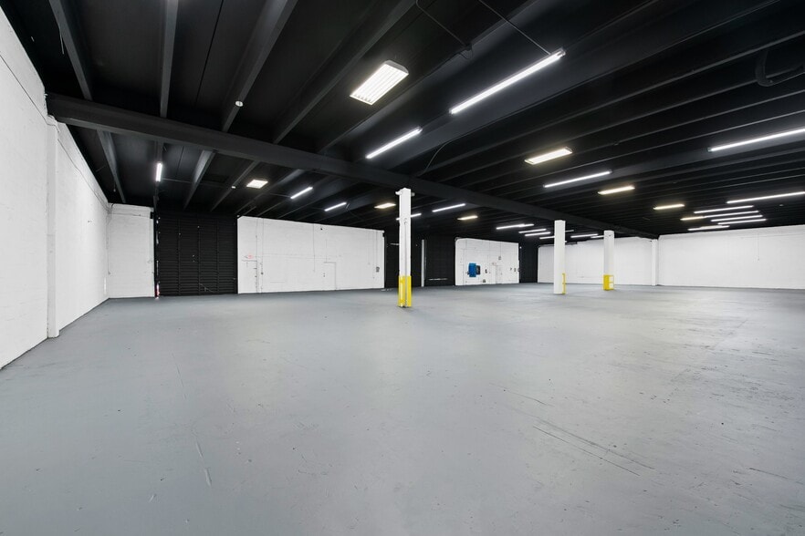 More Photos Of 3501-3531 NW 19th St, Fort Lauderdale Unknown For Lease