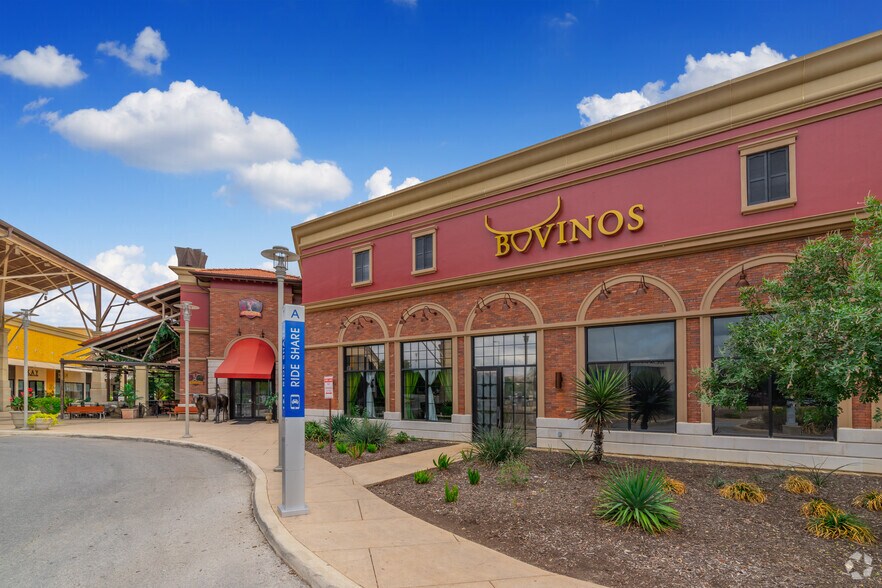 More Photos Of 15900 La Cantera Pky, San Antonio Unknown For Lease