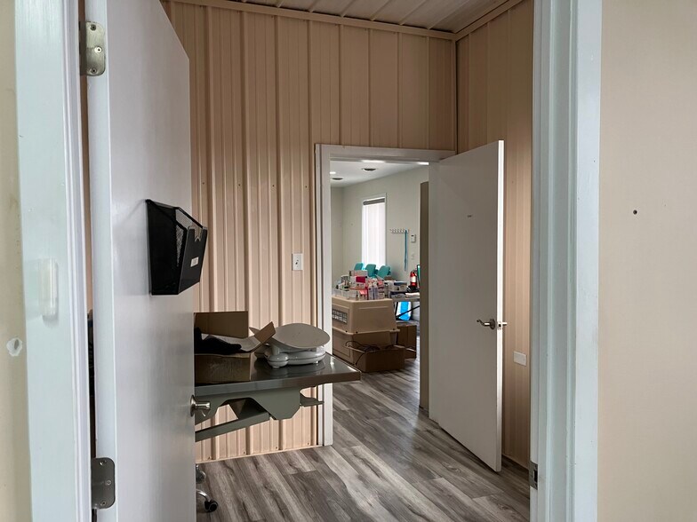 More Photos Of 6270 Rock Hall Rd, Rock Hall Medical For Sale