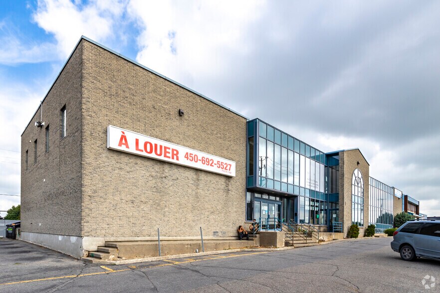 More Photos Of 279-287 Boul D'anjou, Chateauguay General Retail For Lease