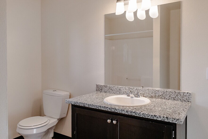 More Photos Of 2441 SE 171st Ave, Portland Apartments For Sale