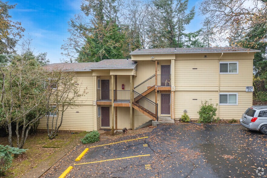 More Photos Of 4082 Commercial St SE, Salem Apartments For Sale