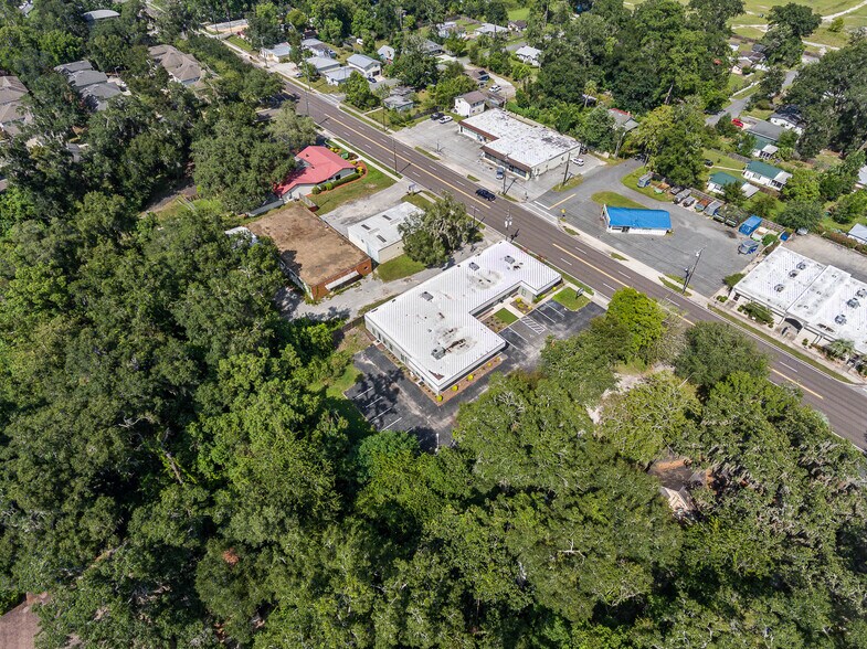 More Photos Of 2720 NW 6th St, Gainesville Medical For Lease