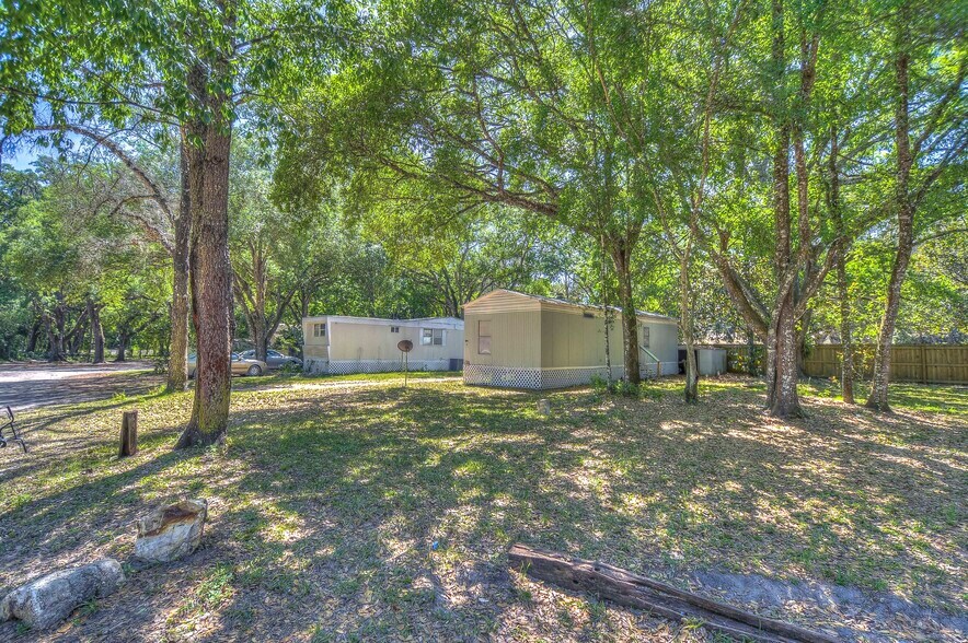 More Photos Of 20303 Old Somerset Acres Ln, Spring Hill Manufactured Housing Mobile Home Park For Sale