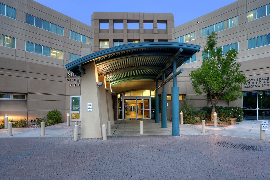 More Photos Of 2222 E Highland Ave, Phoenix Medical For Lease