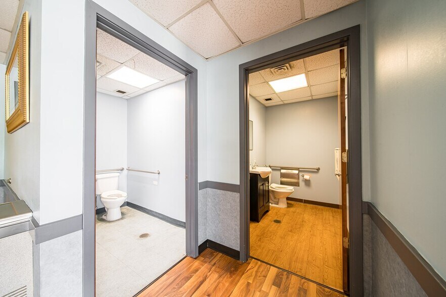More Photos Of 1610 Opelika Rd, Phenix City Medical For Sale