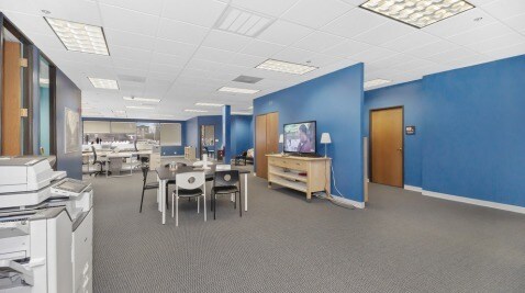 More Photos Of 400 E 22nd St, Lombard Office For Lease