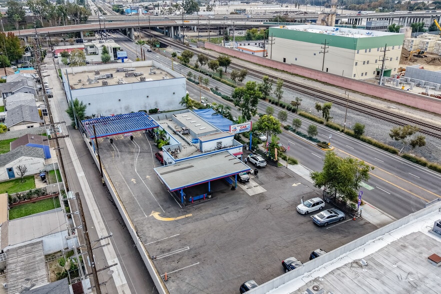 More Photos Of 5720 San Fernando Rd, Glendale Carwash For Sale