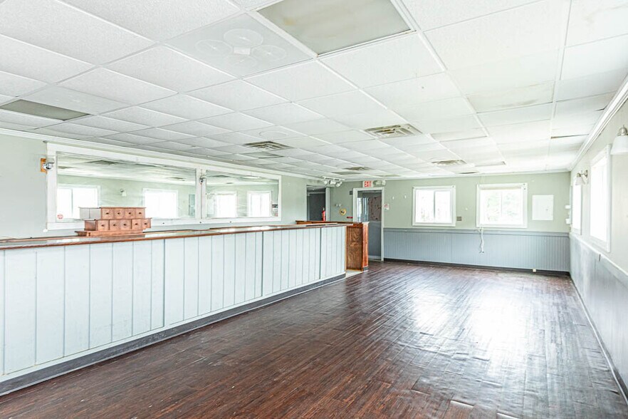 More Photos Of 19379 Beaver Dam Rd, Beaverdam Restaurant For Sale