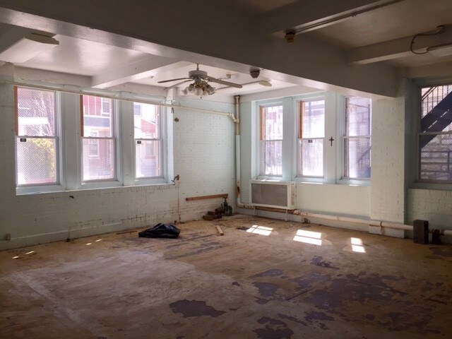 More Photos Of 1901 W Tioga St, Philadelphia Schools For Sale