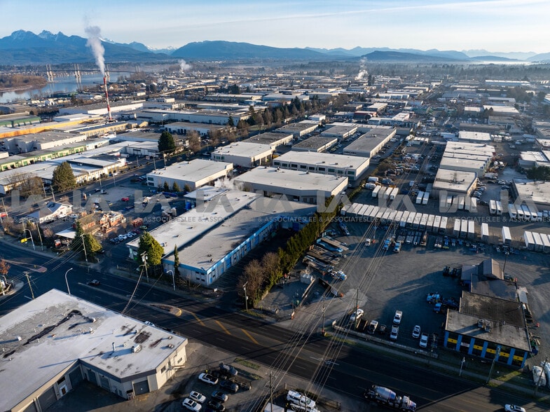 More Photos Of 9520 192nd St, Surrey Warehouse For Lease