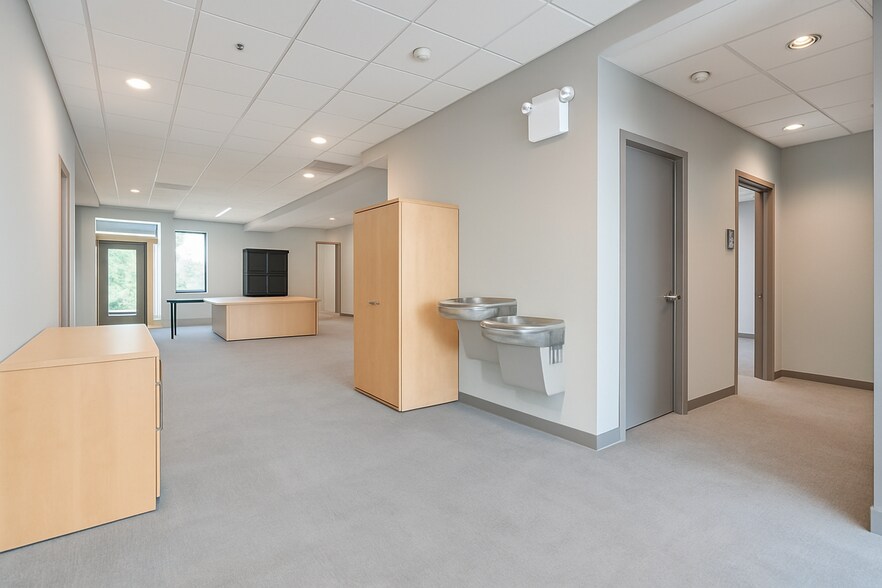 More Photos Of 2019 Dean St, St Charles Medical For Lease