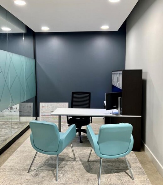 More Photos Of 1063 Erie St E, Windsor Freestanding For Sale