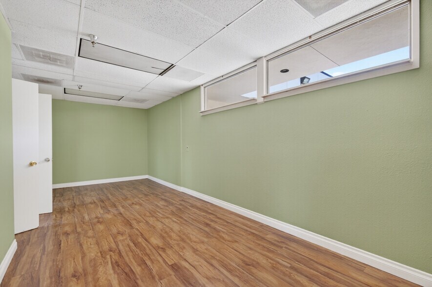 More Photos Of 3676 E Dakota Ave, Fresno Assisted Living For Sale