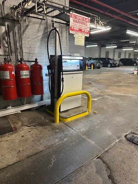 More Photos Of 1821 Steinway Pl, Astoria Warehouse For Sale