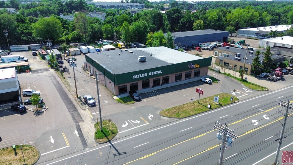 More Photos Of 304 Boston Post Rd, Orange Showroom For Sale