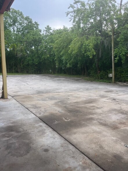 More Photos Of 7715 Lem Turner Rd, Jacksonville Auto Repair For Sale