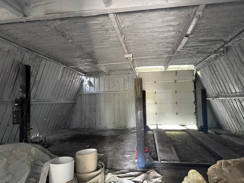 More Photos Of 12065 N Saginaw Rd, Clio Service For Sale