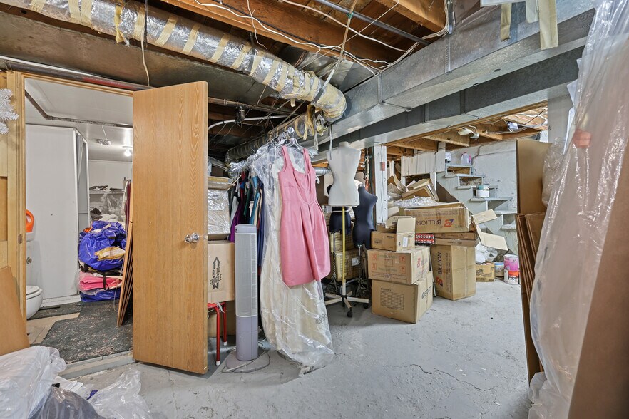 More Photos Of 620 Marsh Rd NE, Calgary General Retail For Lease