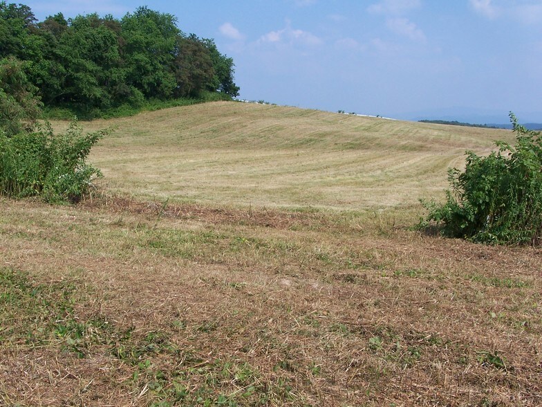 More Photos Of Enterprise Rd, Abingdon Land For Sale