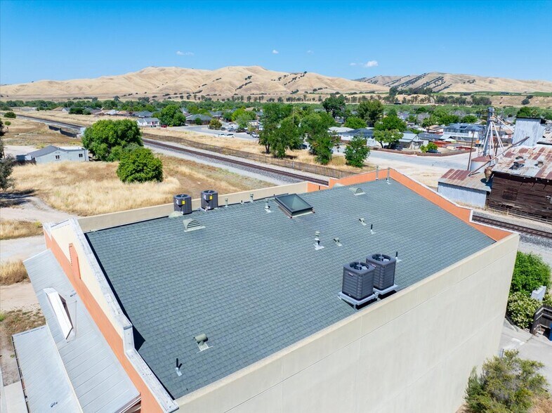 More Photos Of 1470 Mission St, San Miguel Storefront Retail Residential For Sale