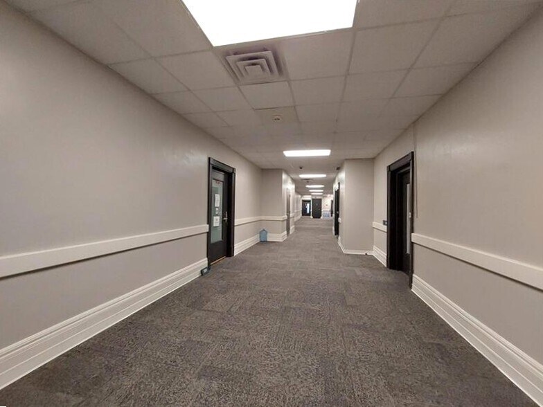 More Photos Of 1619 Dayton Ave, Saint Paul Medical For Lease