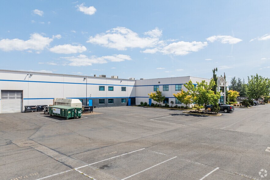 More Photos Of 1459 NW Sundial Rd, Troutdale Warehouse For Lease