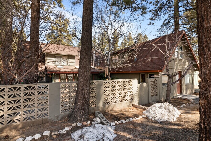 More Photos Of 41656 Big Bear Blvd, Big Bear Lake Freestanding For Sale