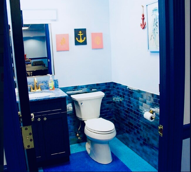 More Photos Of 700 Coventry Dr, Phillipsburg Medical For Sale