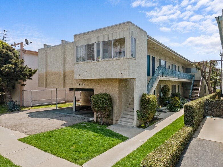 Primary Photo Of 12610 Caswell Ave, Los Angeles Apartments For Sale