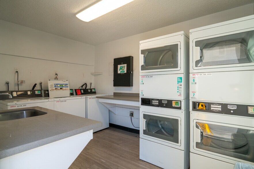 More Photos Of 712 S Fernwood St, West Covina Apartments For Sale