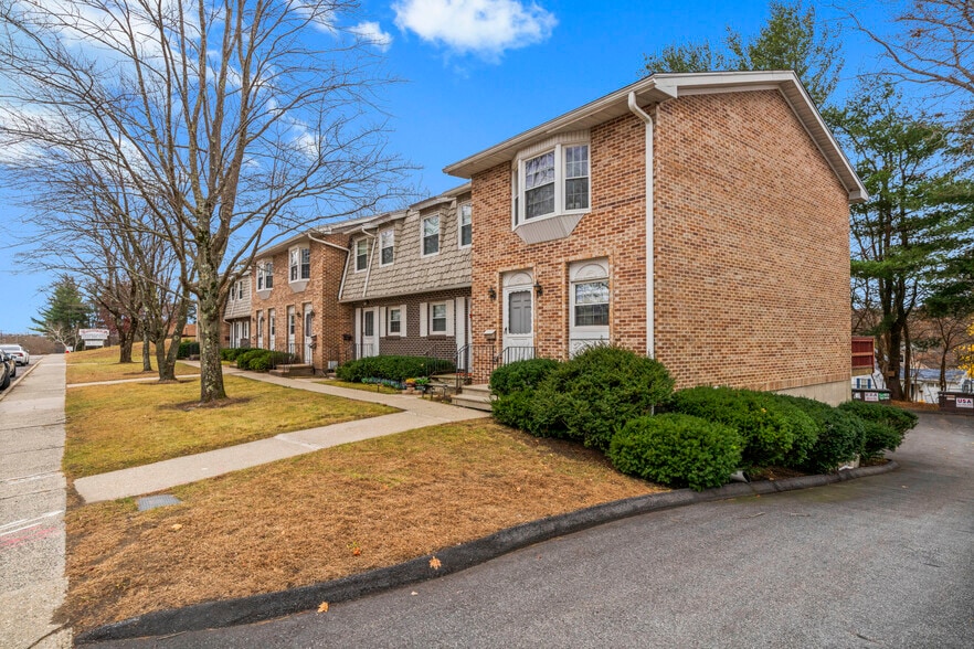 More Photos Of 161-175 Kinney St, Torrington Apartments For Sale