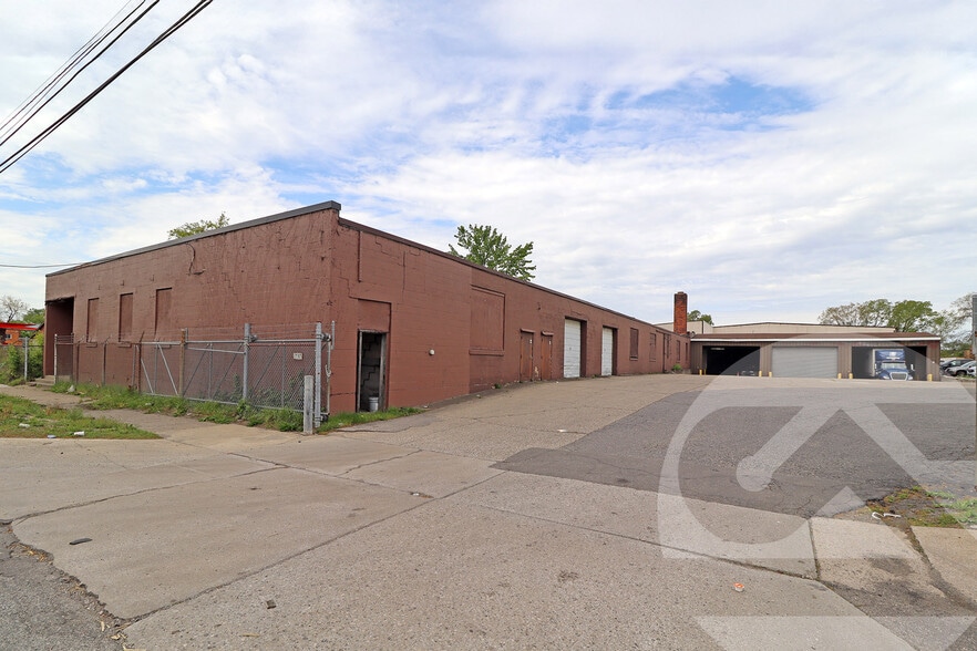 Primary Photo Of 17157 Van Dyke St, Detroit Warehouse For Sale