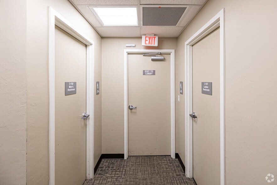 More Photos Of 3745 Broadway, Fort Myers Medical For Sale