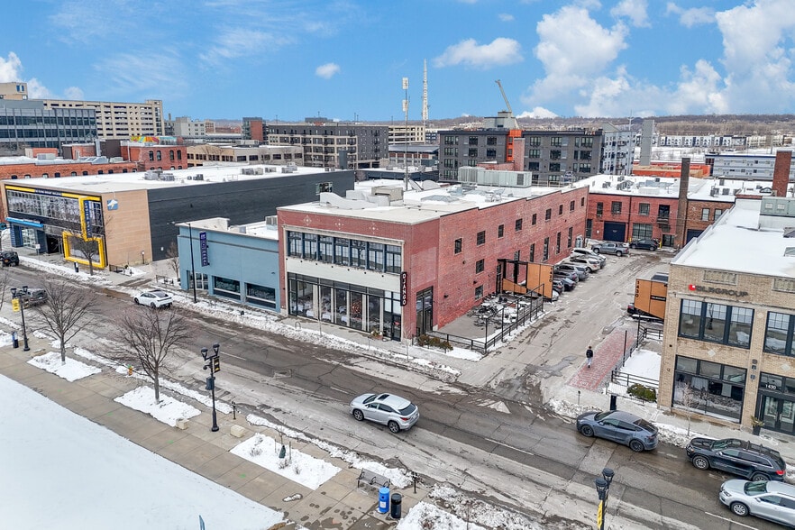 More Photos Of 1420 Locust St, Des Moines Office For Lease