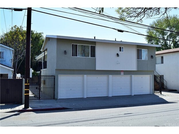 Primary Photo Of 2216 W Wardlow Rd, Long Beach Apartments For Sale