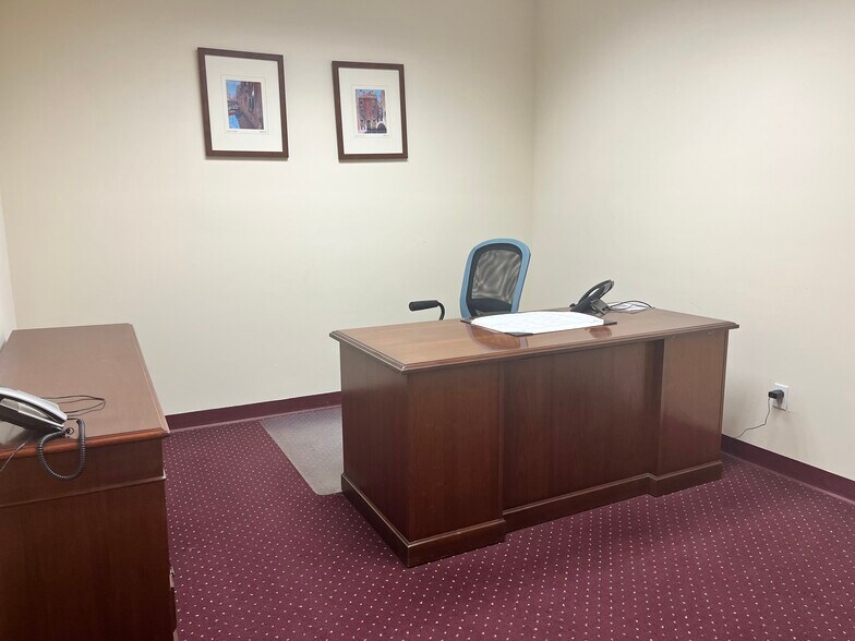 More Photos Of 300 Corporate Dr, Blauvelt Office For Lease