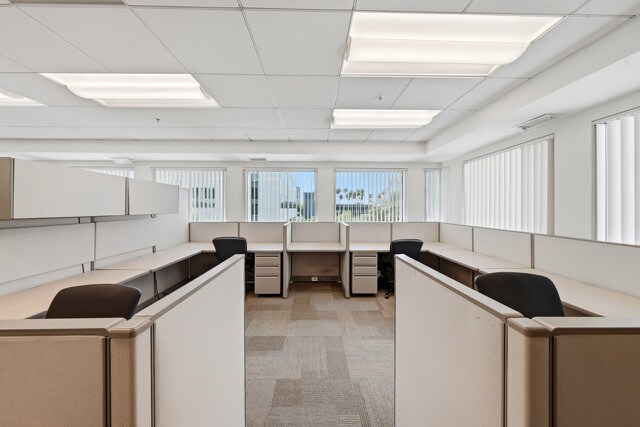 More Photos Of 2727 W Alameda Ave, Burbank Medical For Sale
