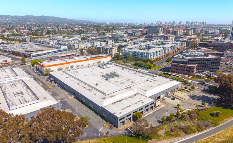 More Photos Of 1650 65th St, Emeryville Flex For Lease