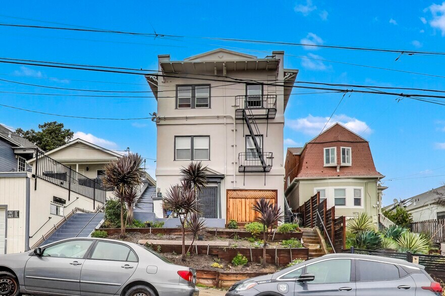 Primary Photo Of 1362-1364 E 27th St, Oakland Apartments For Sale