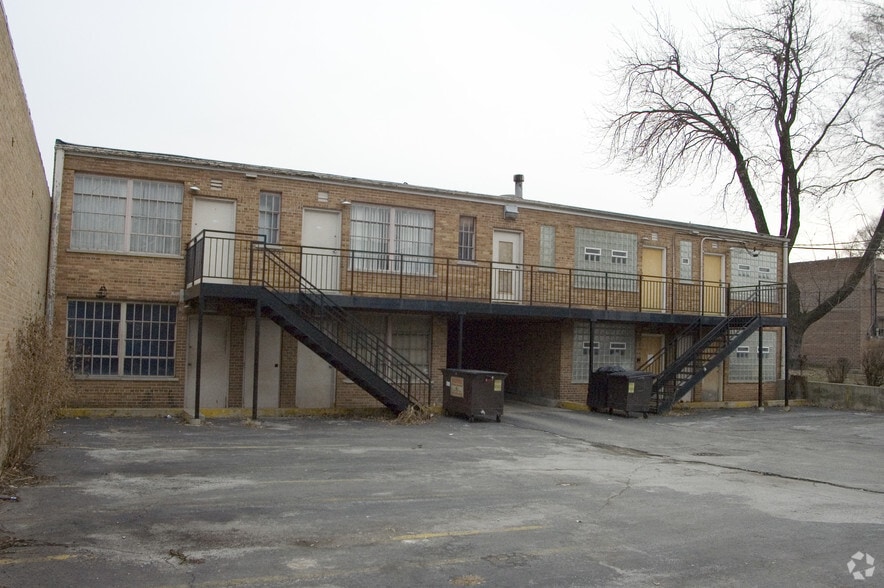 More Photos Of 10924 S Western Ave, Chicago Office For Lease