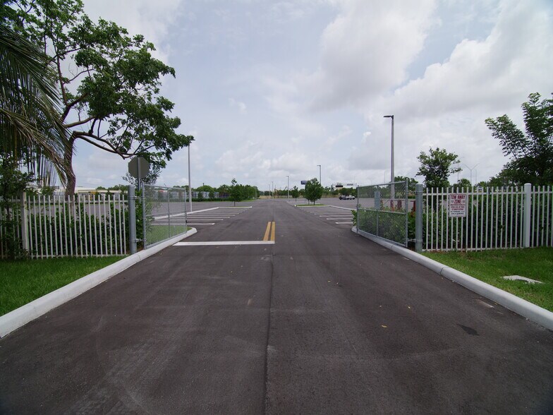 More Photos Of 1001 NW 12th Ter, Pompano Beach Land For Lease